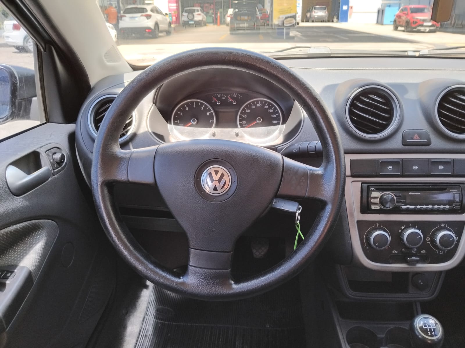 Volkswagen VOYAGE TREND 1.0 MI 8V TOTAL FLEX